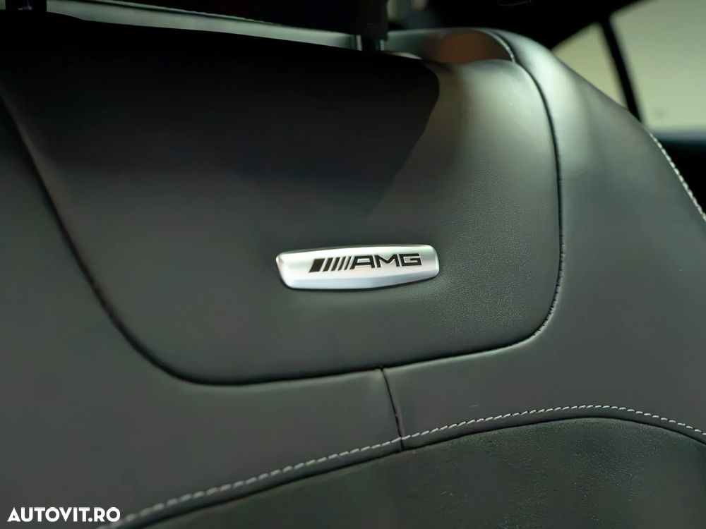 Mercedes-Benz CLS - 30