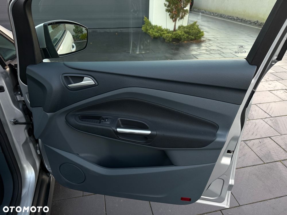 Ford C-MAX 1.0 EcoBoost Start-Stopp-System COOL&CONNECT - 29