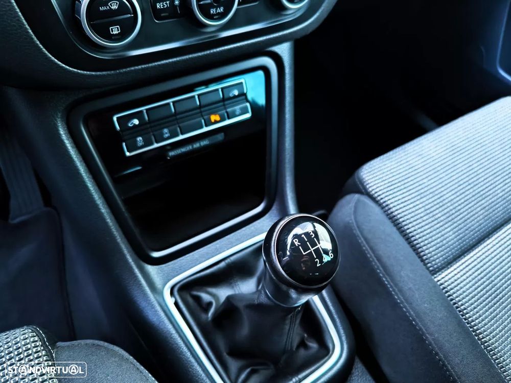 VW Sharan 2.0 TDi Confortline - 40