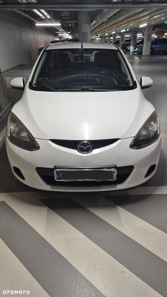 Mazda 2 - 4