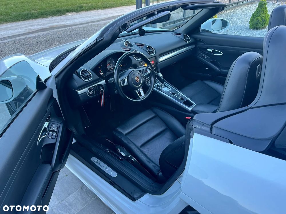 Porsche 718 Boxster S PDK - 32