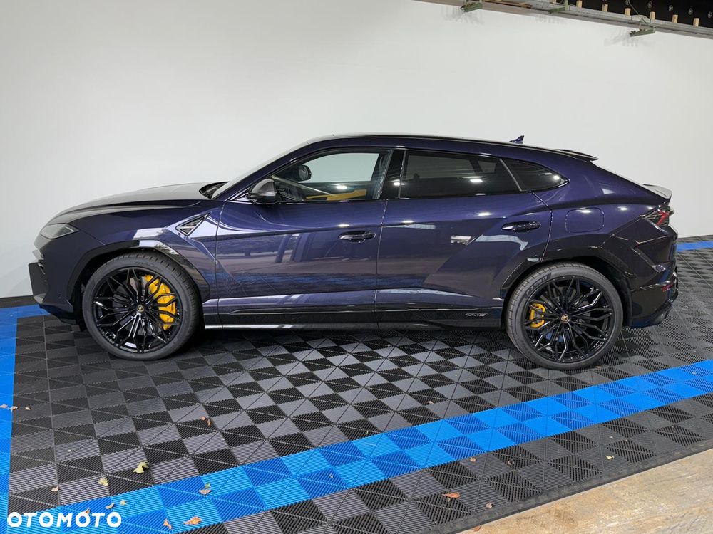 Lamborghini Urus - 9