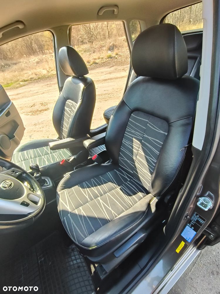 Kia Venga 1.6 Business Line - 15