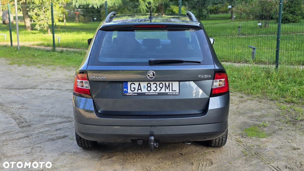 Skoda Fabia 1.0 MPI Clever - 19
