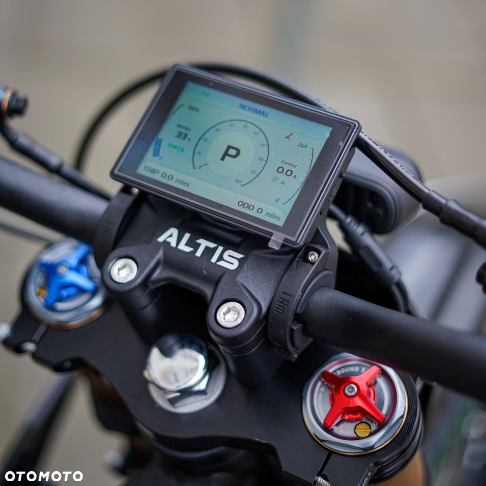 Altis Powersports Sigma - 12
