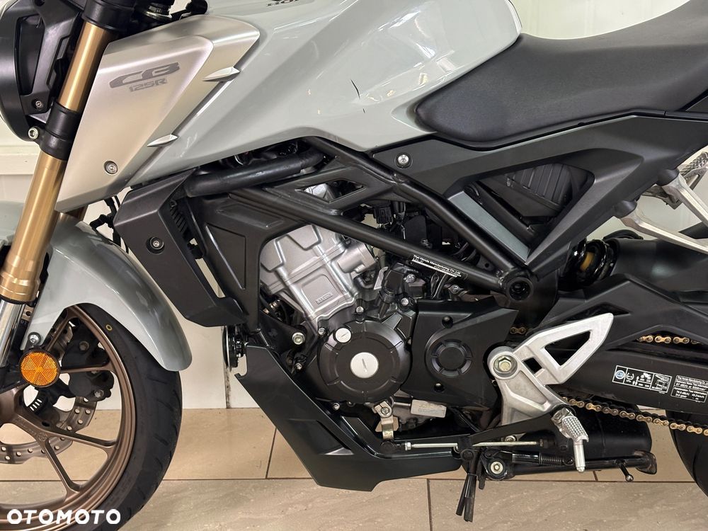 Honda CB - 8