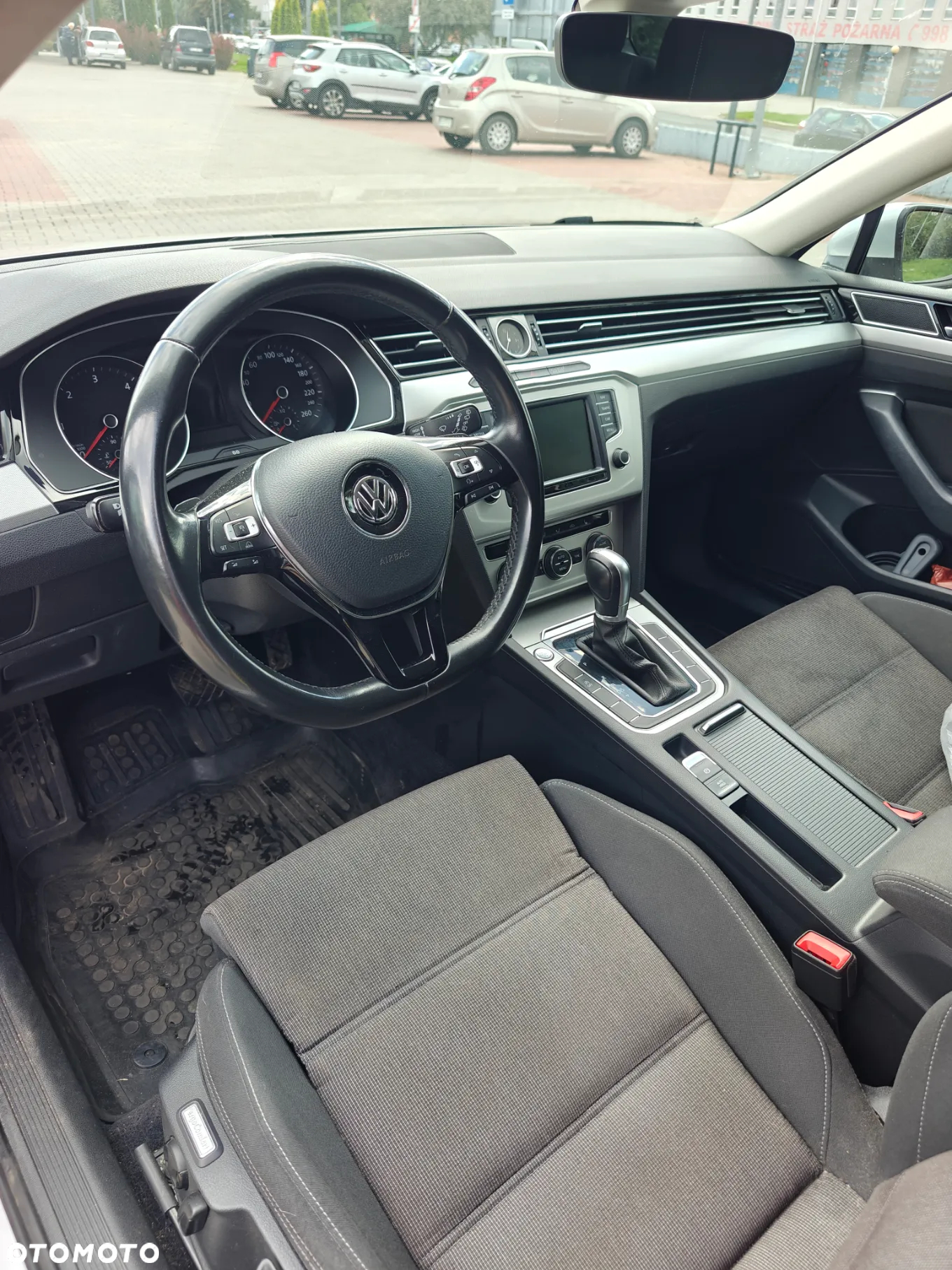 Volkswagen Passat 2.0 TDI BMT Comfortline DSG - 9