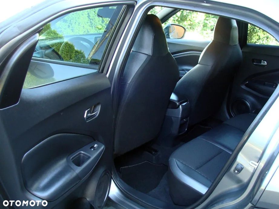 Nissan Juke 1.0 DIG-T N-Connecta - 19