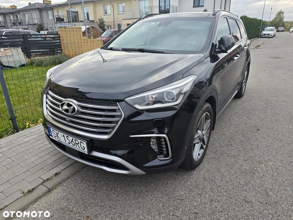 Hyundai Grand Santa Fe