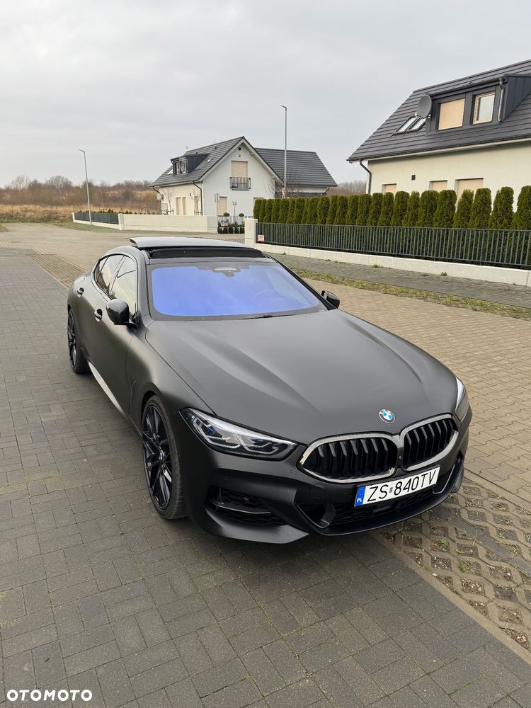 BMW Seria 8 - 18