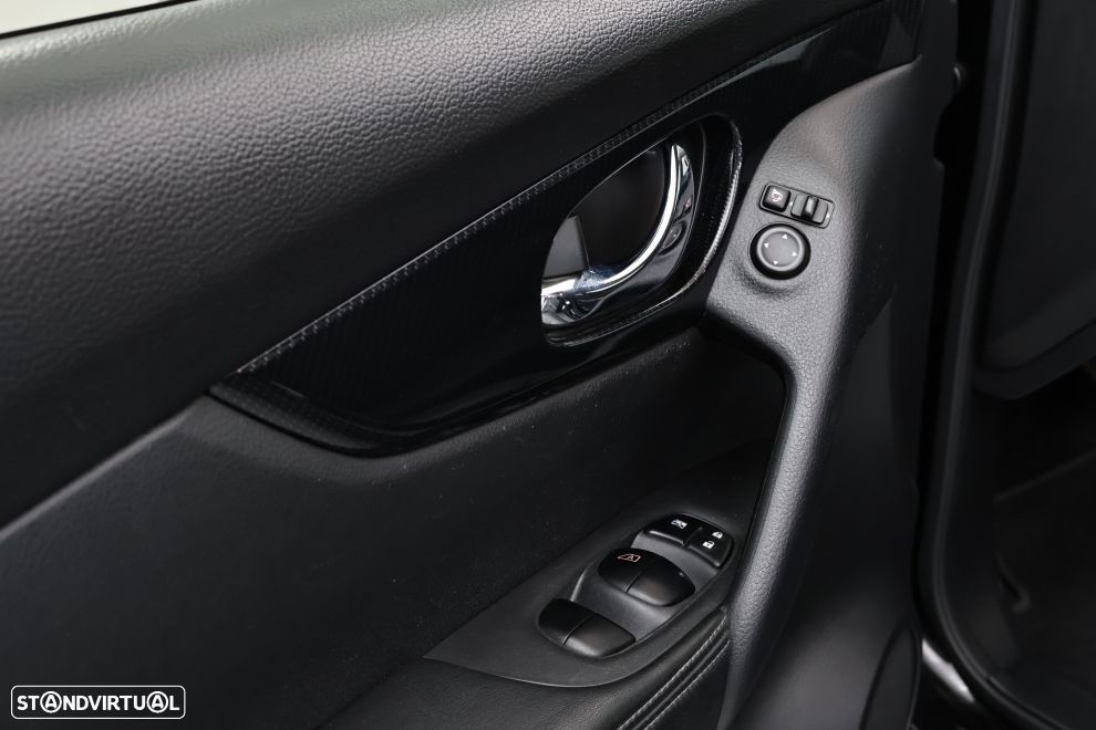 Nissan X-Trail 1.3 DIG-T N-Connecta DCT - 24