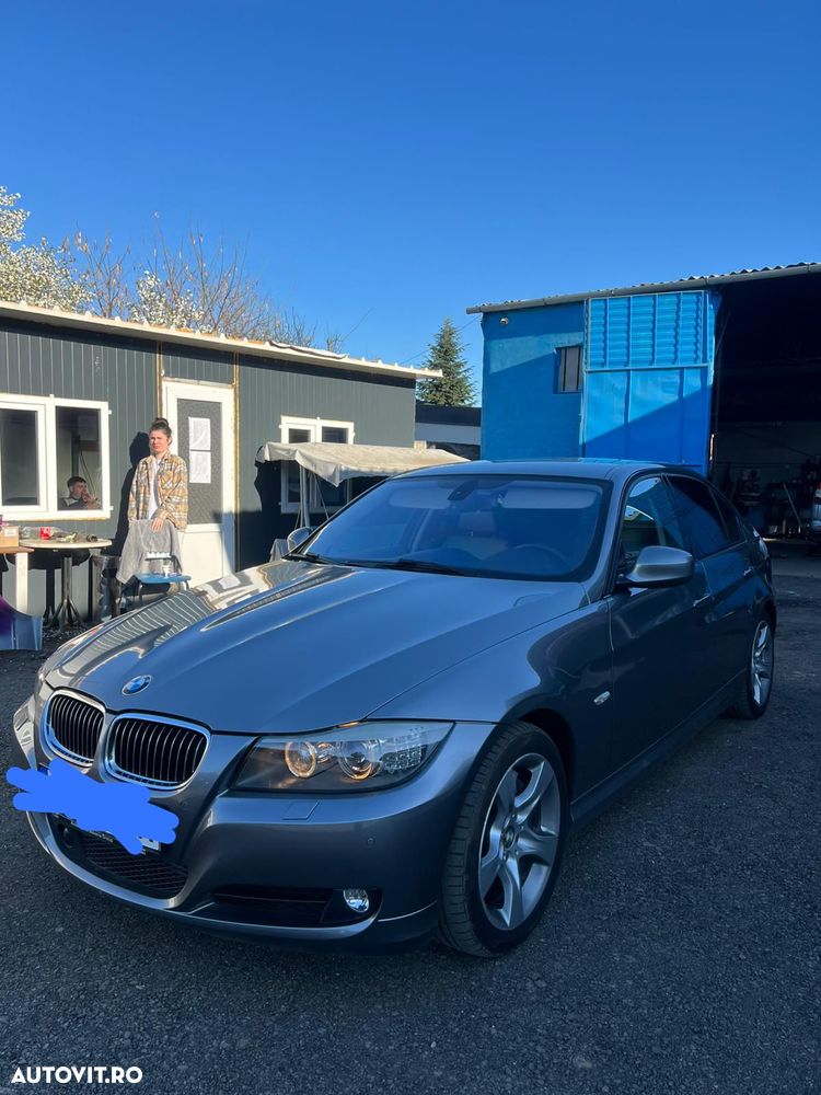 BMW Seria 3 335i xDrive AT - 4