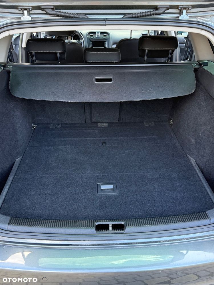 Volkswagen Golf - 9