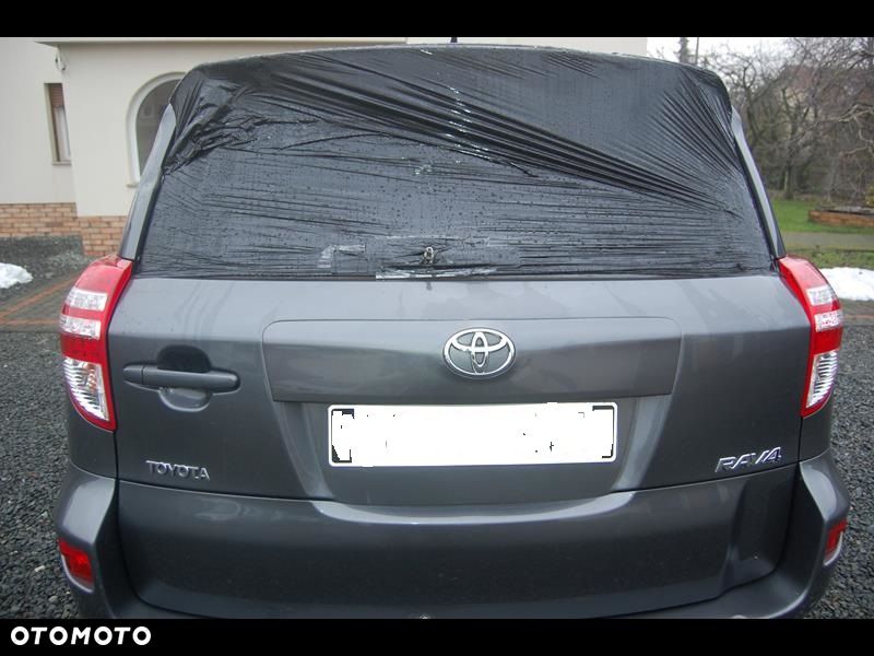Toyota RAV4 - 7