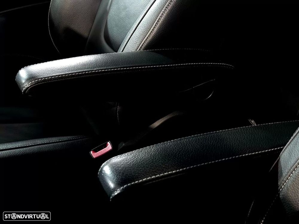 Mercedes-Benz V 250 d Longo Avantgarde - 37