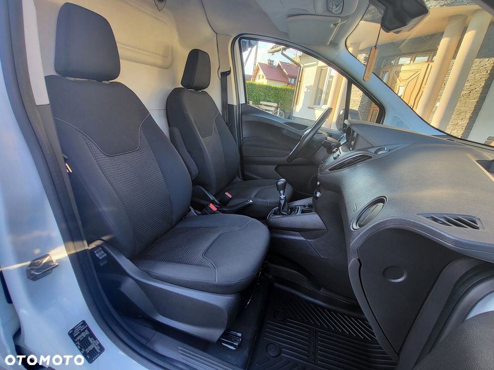 Ford TRANSIT COURIER - 11