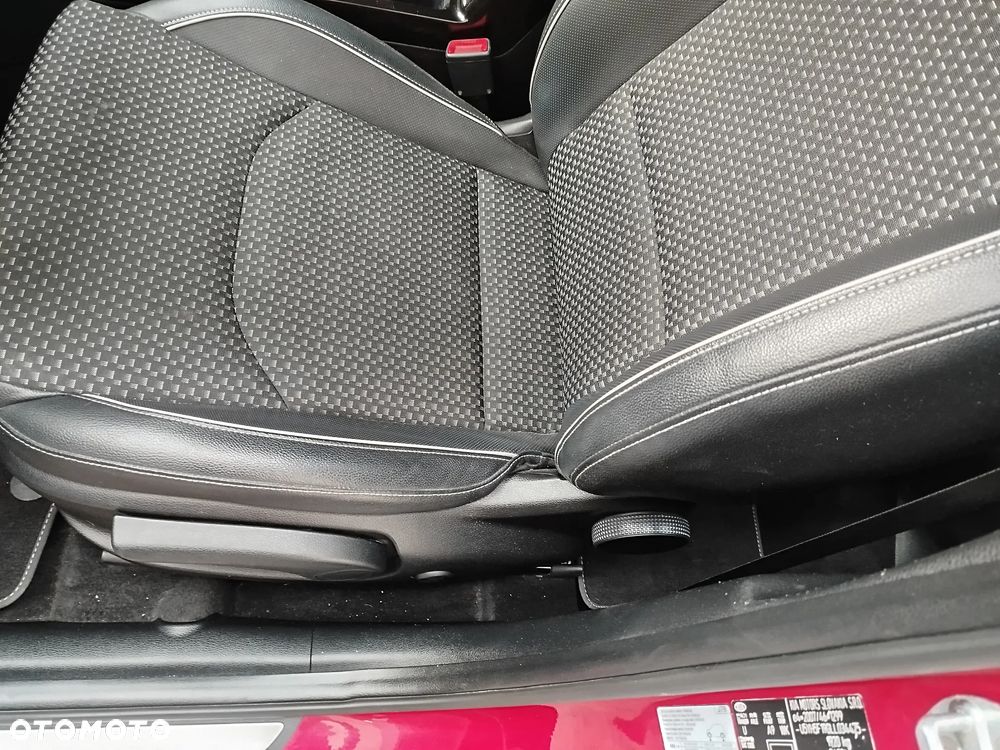 Kia XCeed - 18