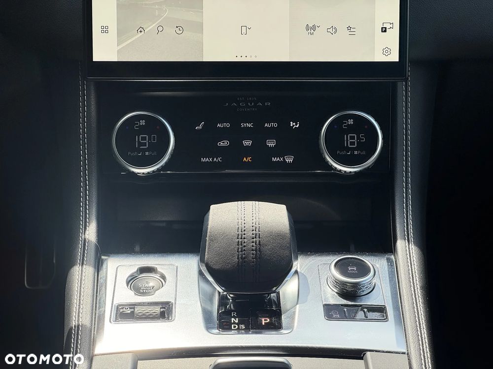 Jaguar F-Pace D200 AWD R-Dynamic SE - 13