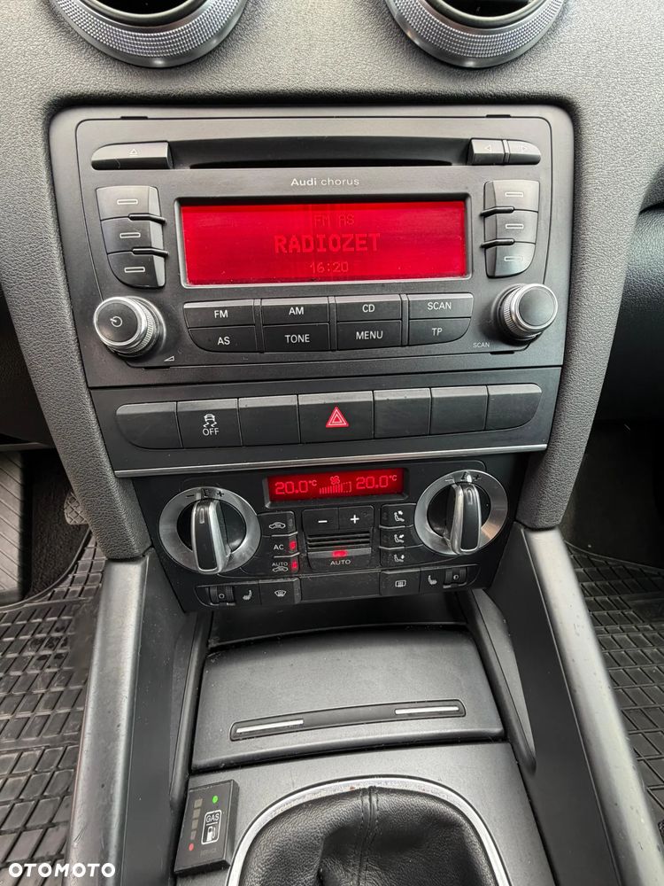 Audi A3 Sportback 1.6 Ambiente - 7