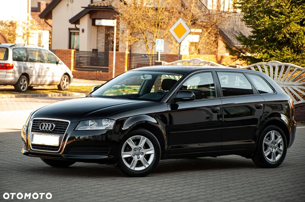 Audi A3 Sportback 1.6 Attraction - 10