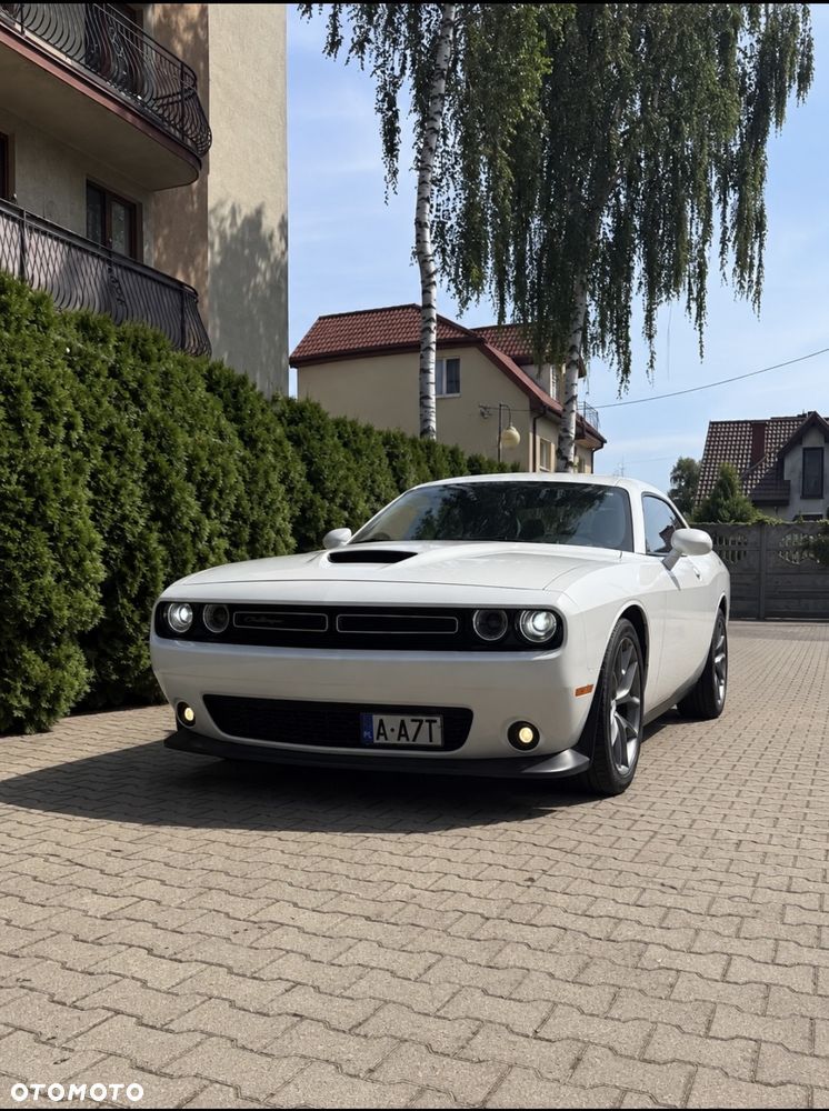 Dodge Challenger - 7