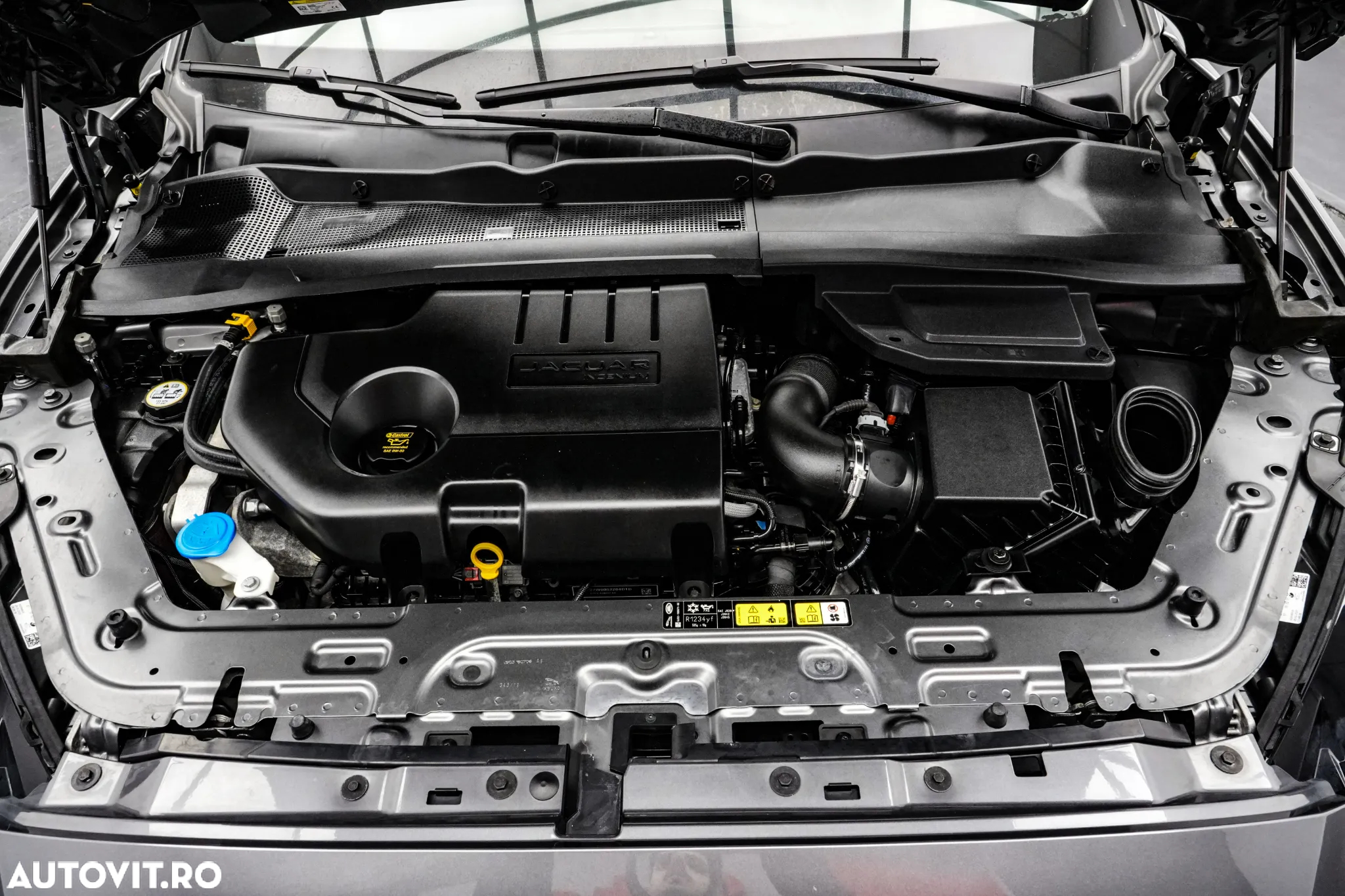 Jaguar E-Pace D150 AWD S - 32