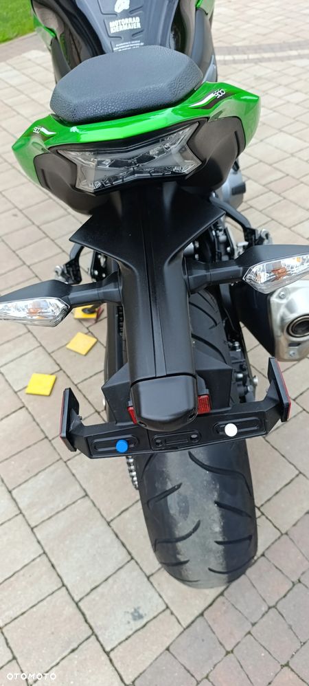 Kawasaki Z 900 - 32
