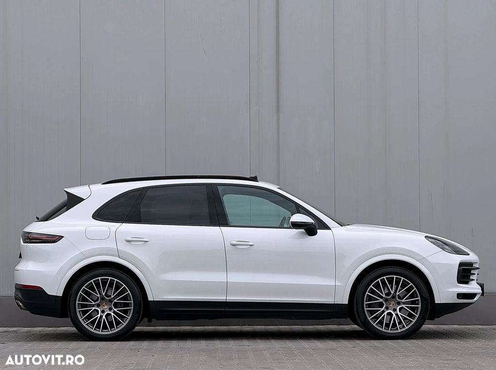 Porsche Cayenne S - 10