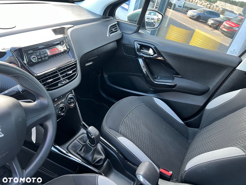 Peugeot 2008 1.2 VTi/Pure Tech Active - 9