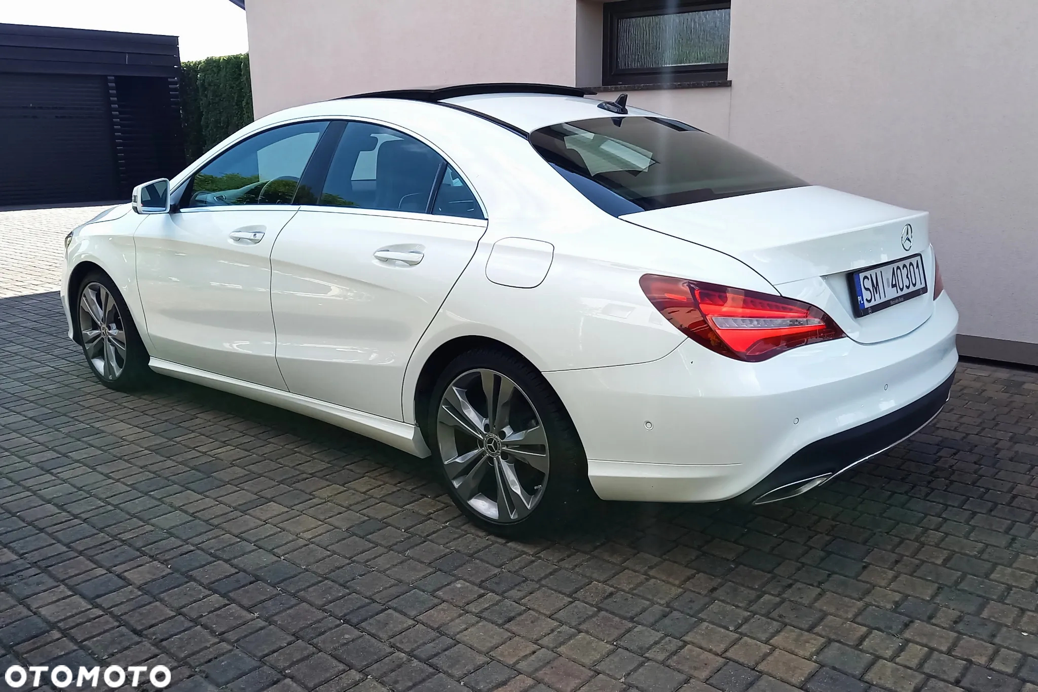 Mercedes-Benz CLA 200 - 2