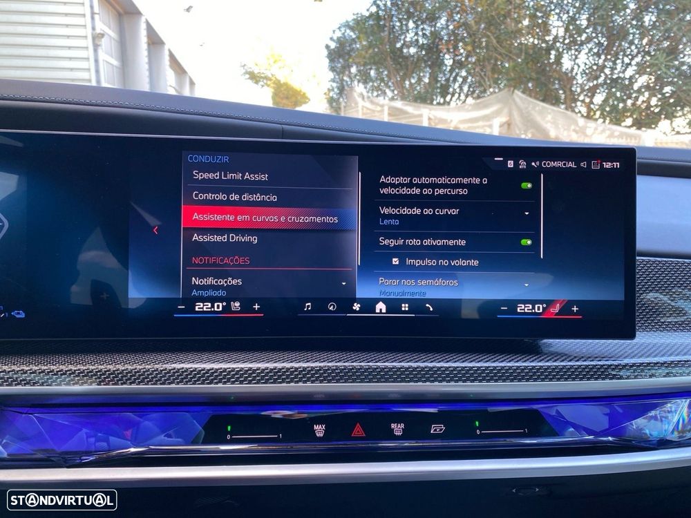 BMW 760 M760e xDrive - 15