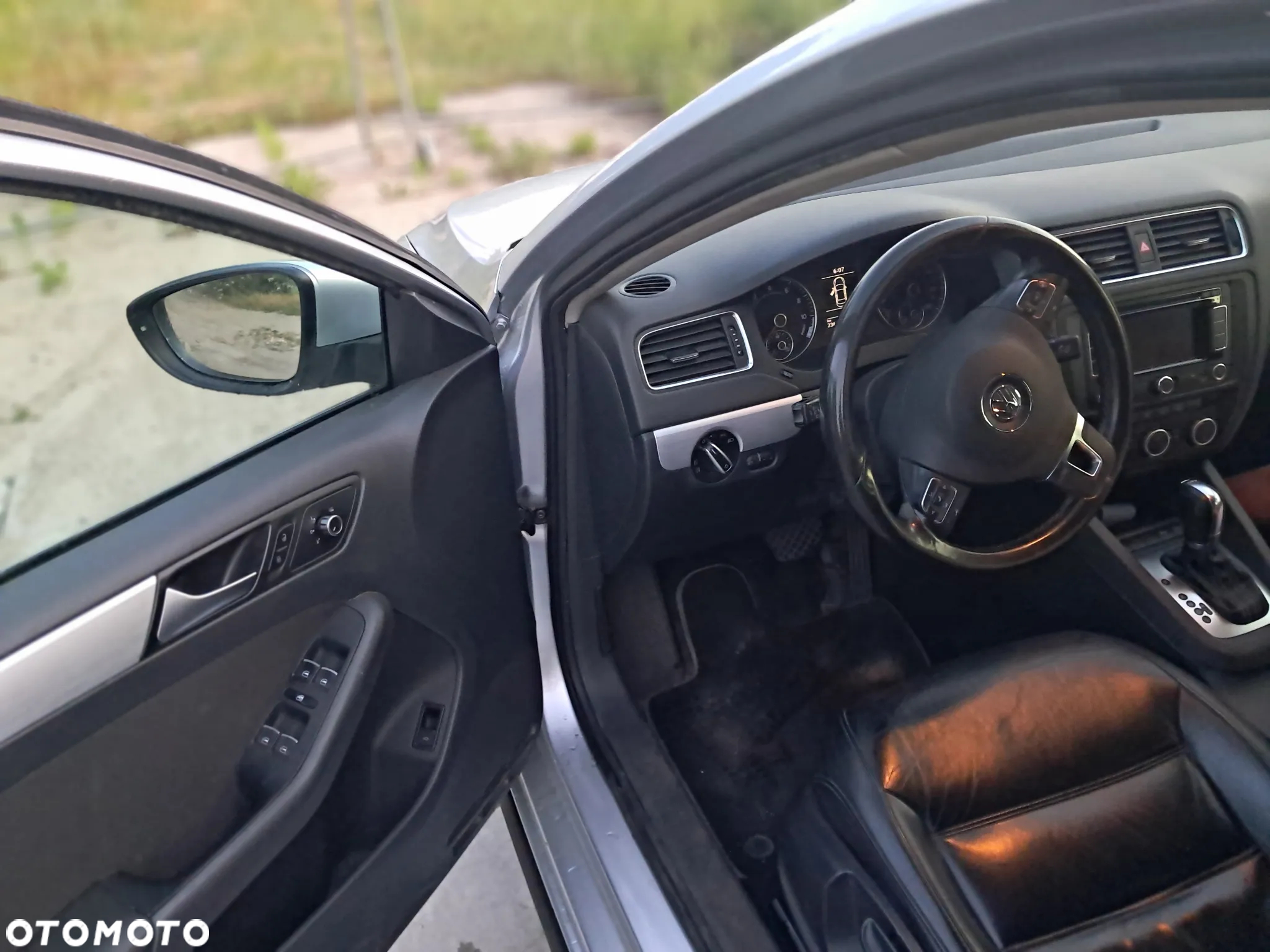 Volkswagen Jetta 1.4 Hybrid DSG Highline - 8