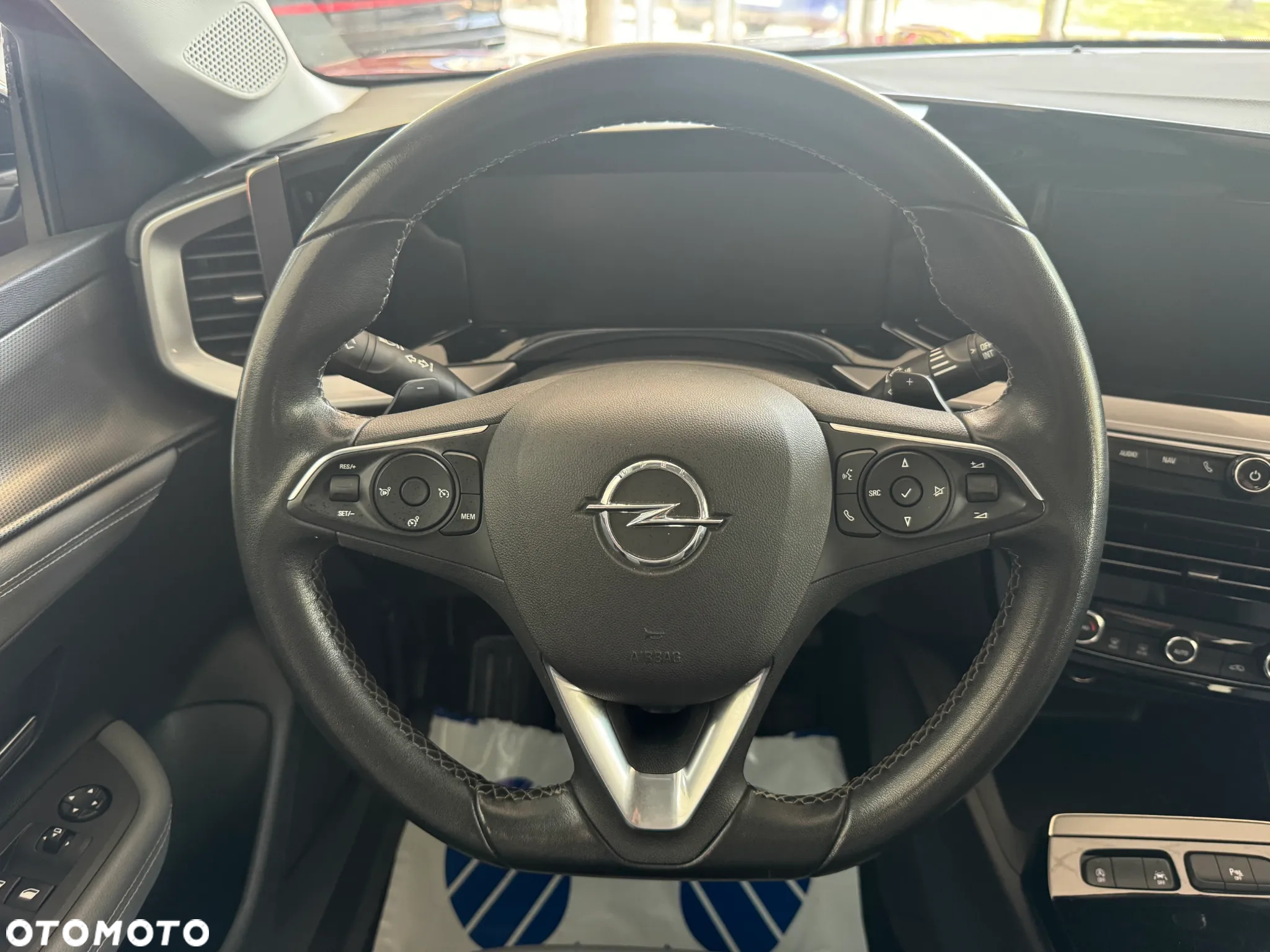 Opel Mokka 1.2 T Elegance S&S - 25