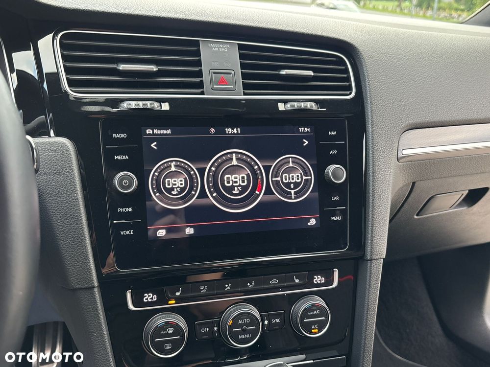 Volkswagen Golf GTI (BlueMotion Technology) DSG Performance - 20
