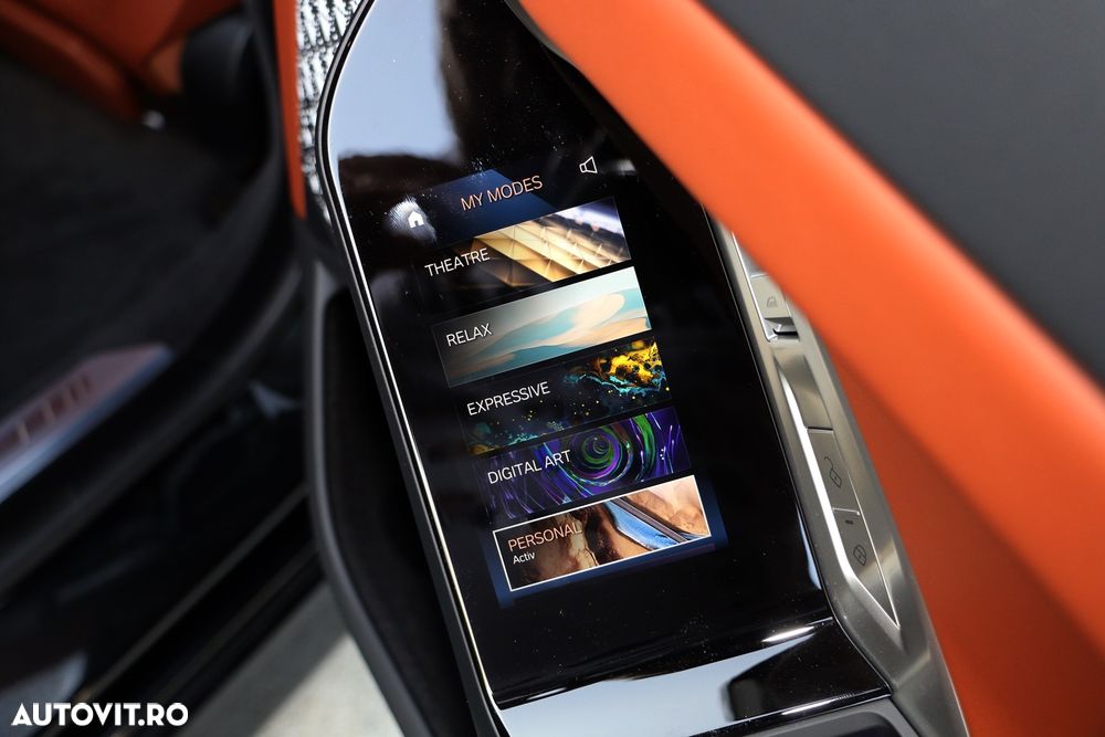 BMW Seria 7 - 32