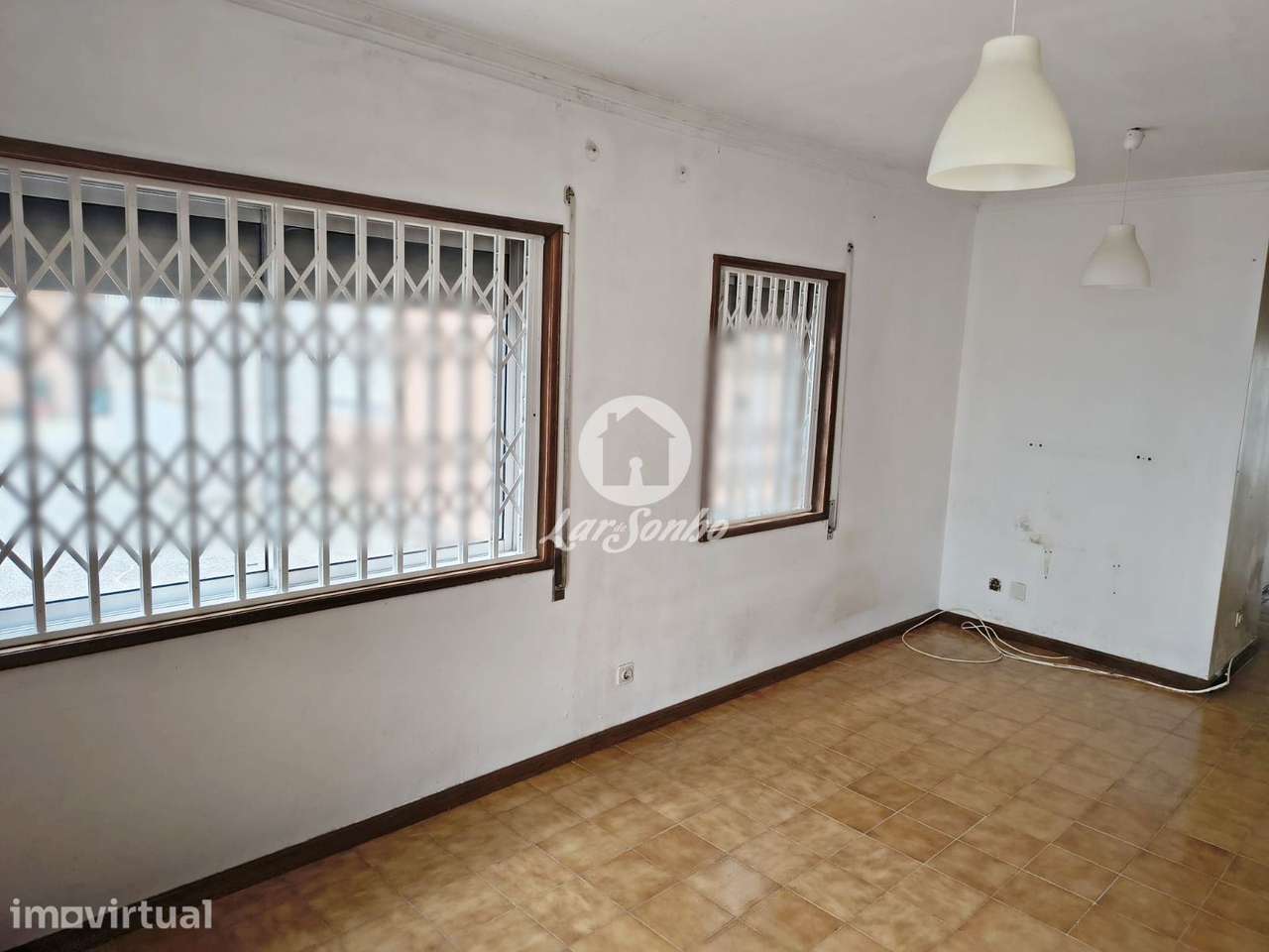 Apartamento T1+1 com Lugar de Garagem a 450 m da praia da Póvoa de ... - Grande imagem: 5/19