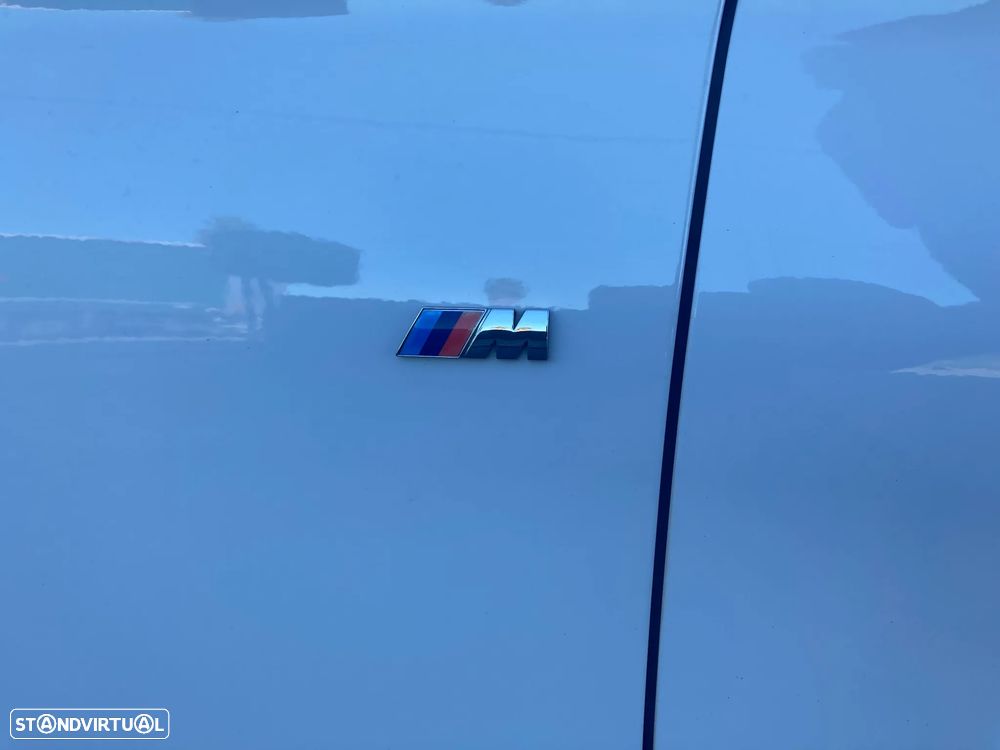 BMW 118 d xDrive Pack M - 11