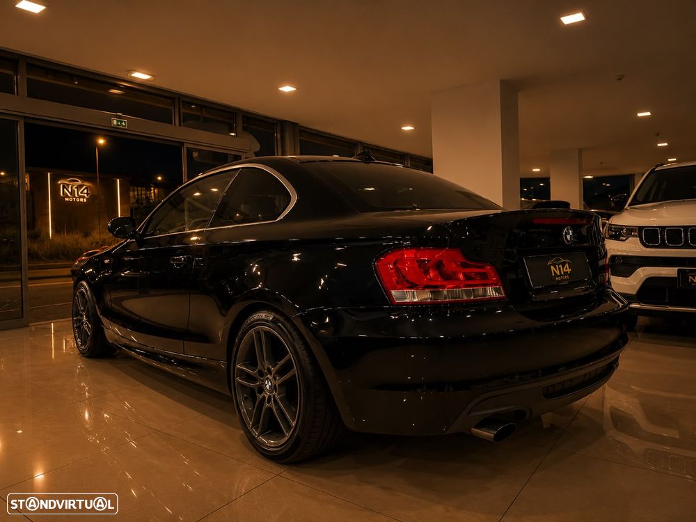 BMW 118 - 6