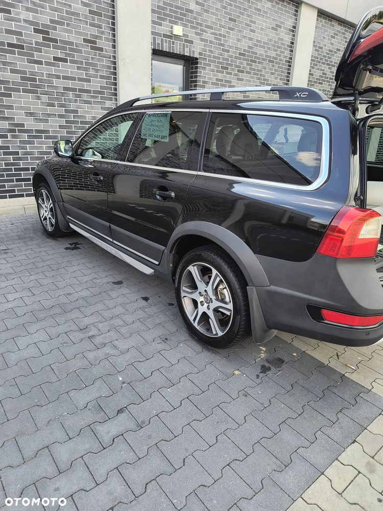 Volvo XC 70 D5 AWD Summum - 16