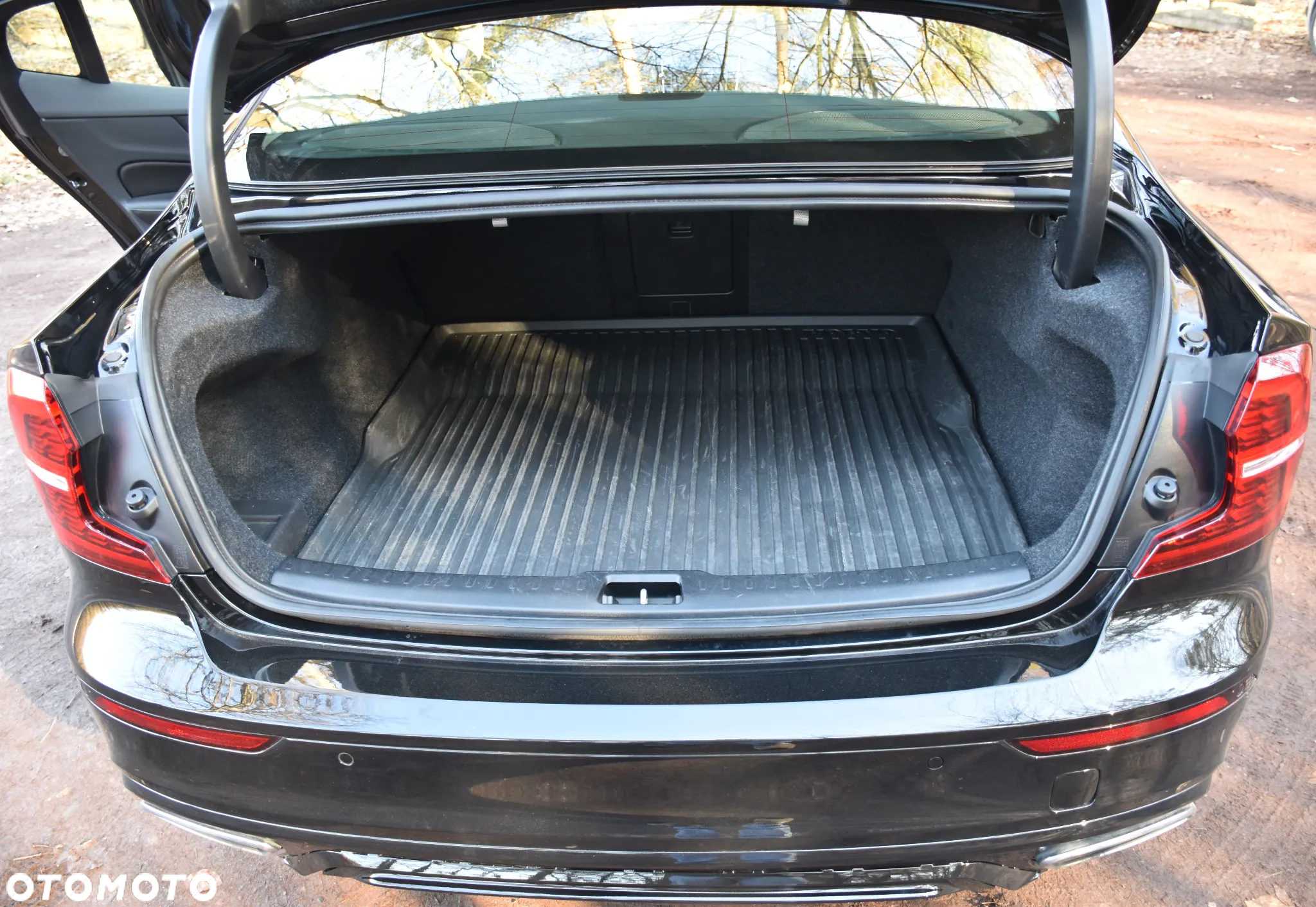 Volvo S60 T5 AWD Momentum Pro - 8
