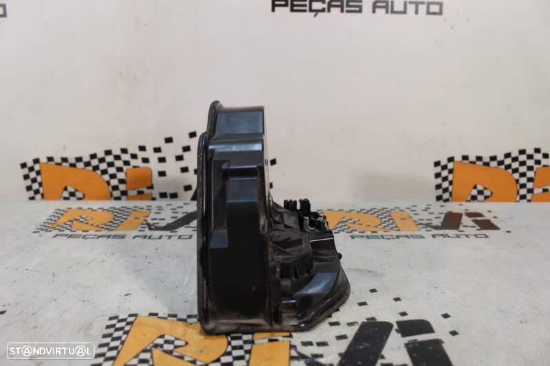 Fecho Da Porta Trás Direita Bmw X3 (F25)  7318418 / 7 318 418 / E84 E8 - 2