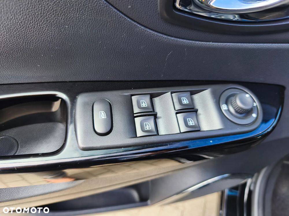 Renault Captur 1.2 Energy TCe Limited - 20