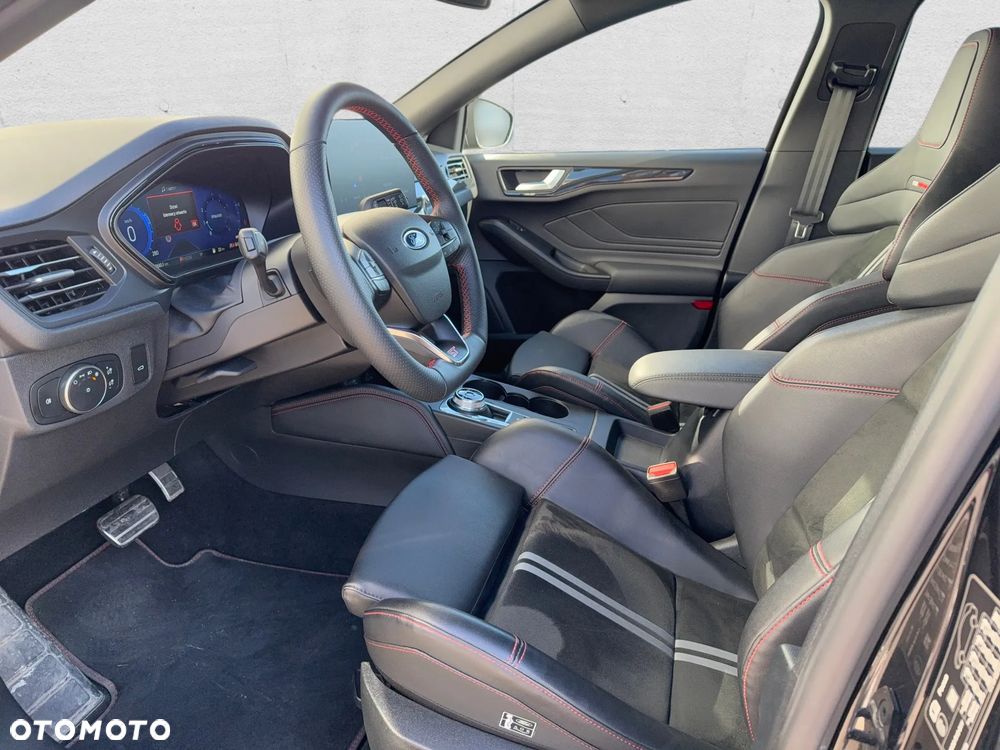 Ford Focus 2.3 EcoBoost ST X - 11