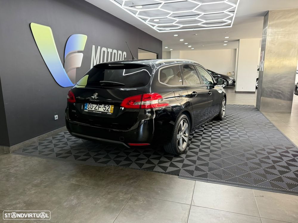Peugeot 308 SW - 5