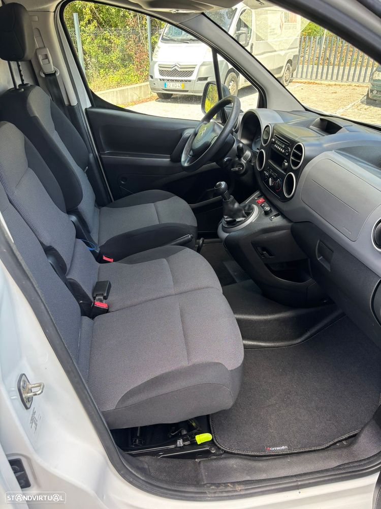 Citroën Berlingo 1.6hdi 3LUG 2PL IVA Dedutível - 11