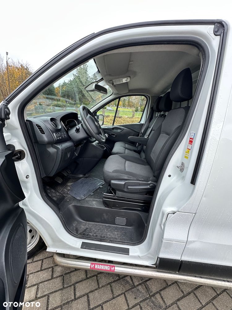 Renault TRAFIC - 10
