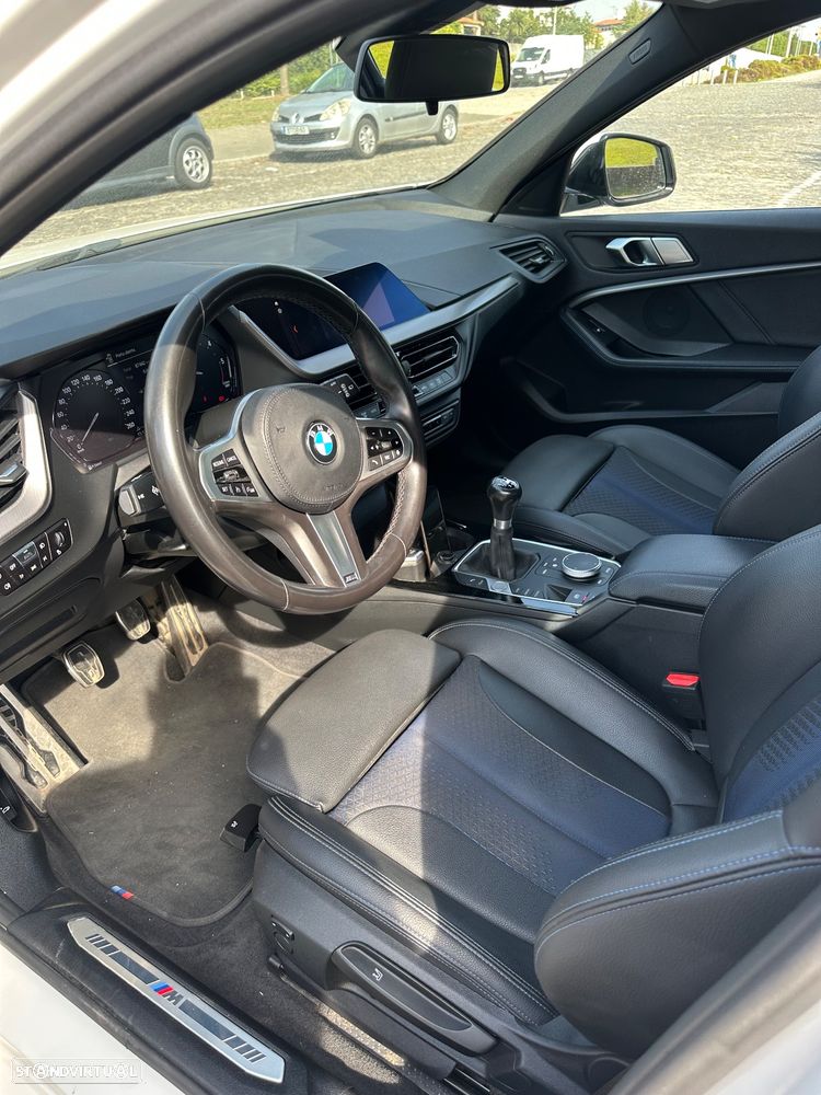 BMW 116 d Pack Desportivo M - 7