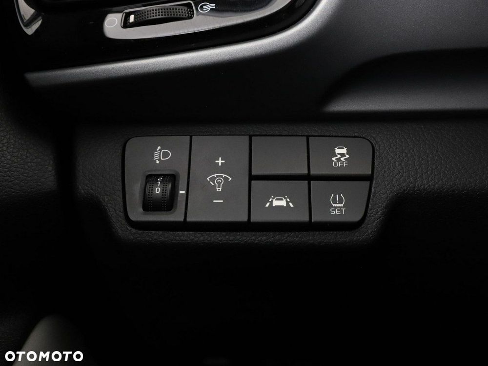 Kia Stonic 1.6 CRDi L - 35