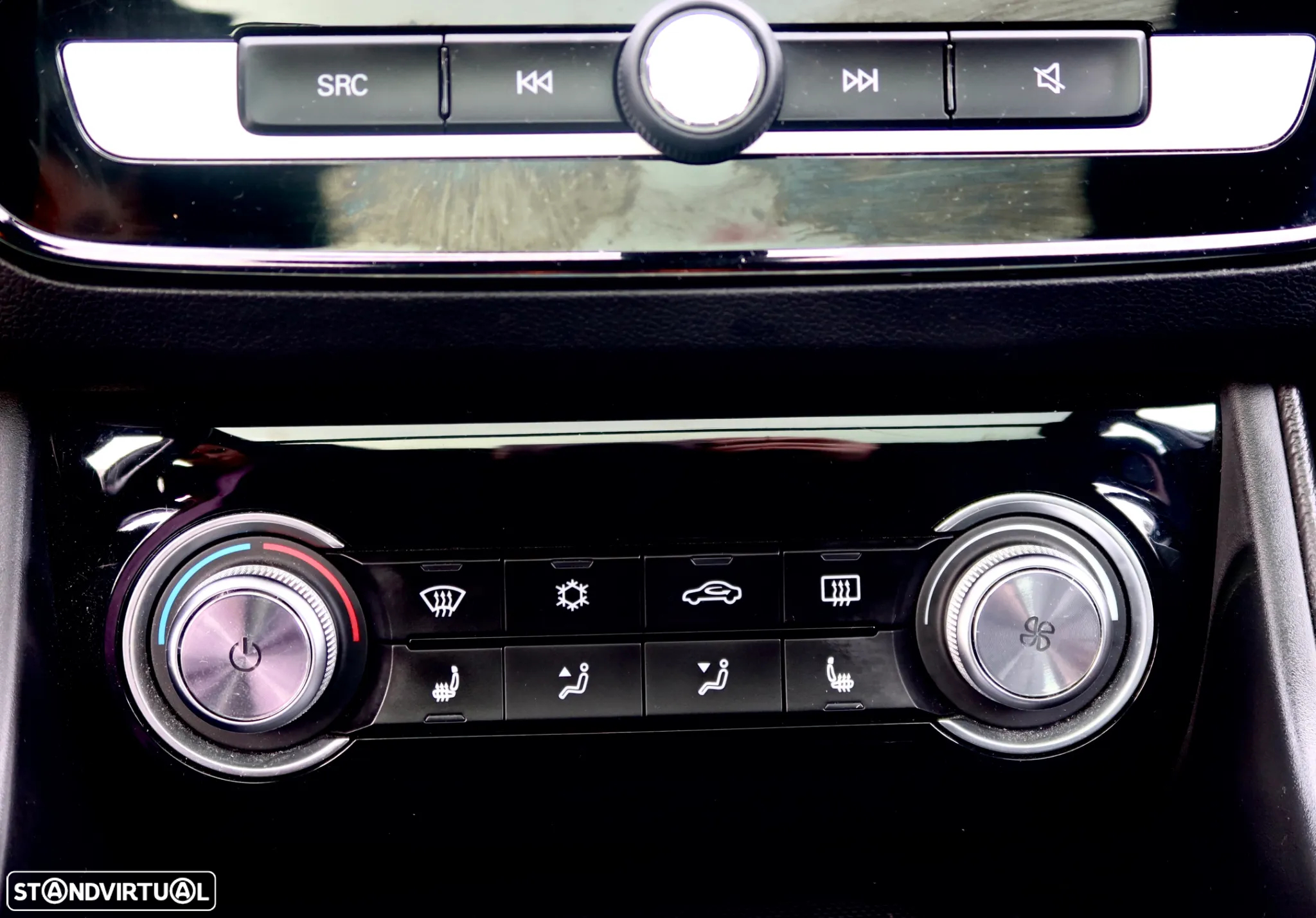 MG ZS EV Luxury - 11