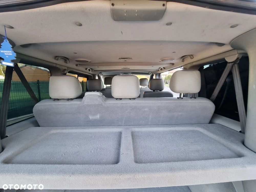 Opel Vivaro Tour - 24